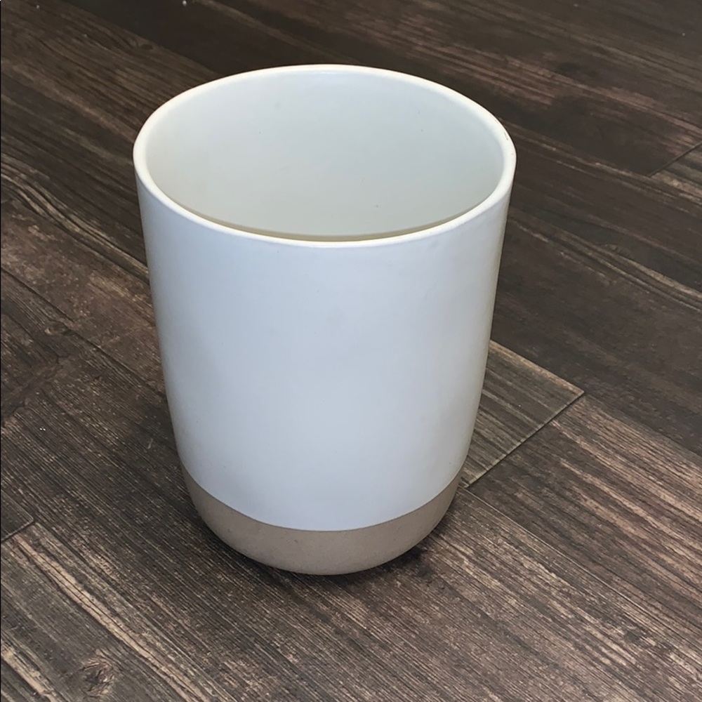 Hearth & Hand kitchen utensil holder